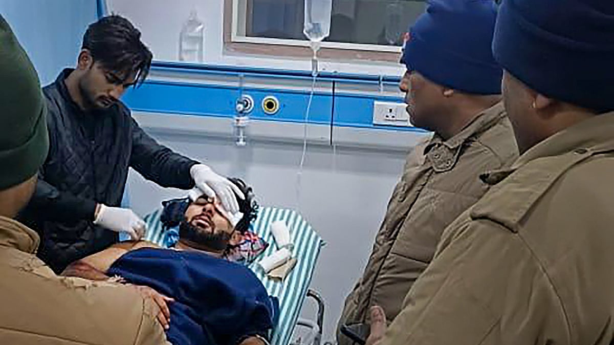 <div class="paragraphs"><p>Rishabh Pant is currently undergoing treatment at Dehradun's Max Hospital.</p></div>