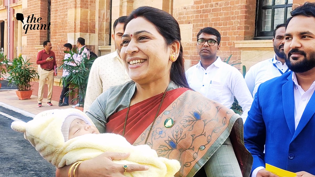 <div class="paragraphs"><p>Saroj Babulal Ahire, a Nationalist Congress Party (NCP) leader and an MLA from Deolali brought her son&nbsp;Prashansak to the first day of the Assembly session.&nbsp;</p></div>