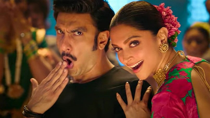 <div class="paragraphs"><p>Deepika Padukone and Ranveer Singh in the trailer of Cirkus. </p></div>
