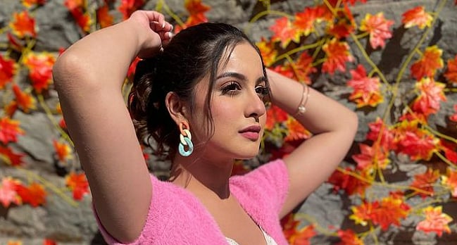 <div class="paragraphs"><p>Tunisha Sharma, who starred in Ali Baba: Dastaan-E-Kabul, was found dead on a TV show's set on 24 December. </p></div>