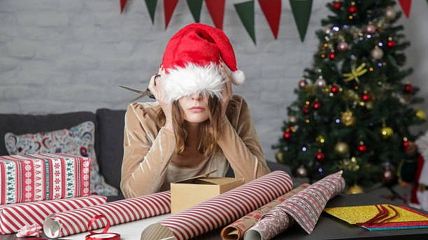 <div class="paragraphs"><p>Don’t let the pressure of a perfect Christmas make you crack.</p></div>