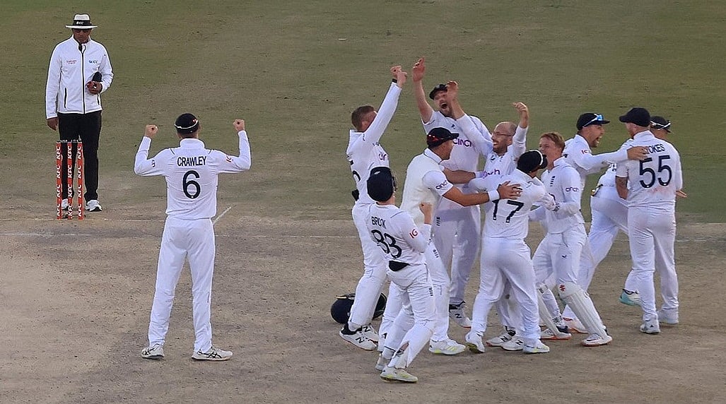 <div class="paragraphs"><p>World Test Championship 2023: Pakistan's chances of playing in the final diminished following their 74-run defeat against England.</p></div>