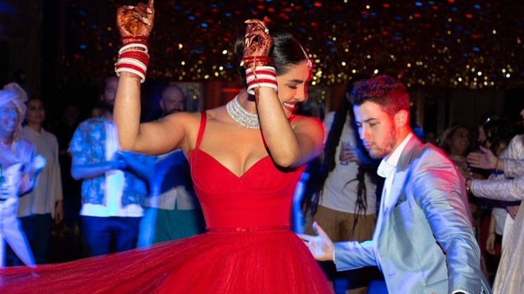<div class="paragraphs"><p>Priyanka Chopra and Nick Jonas celebrate four years of marriage.</p></div>