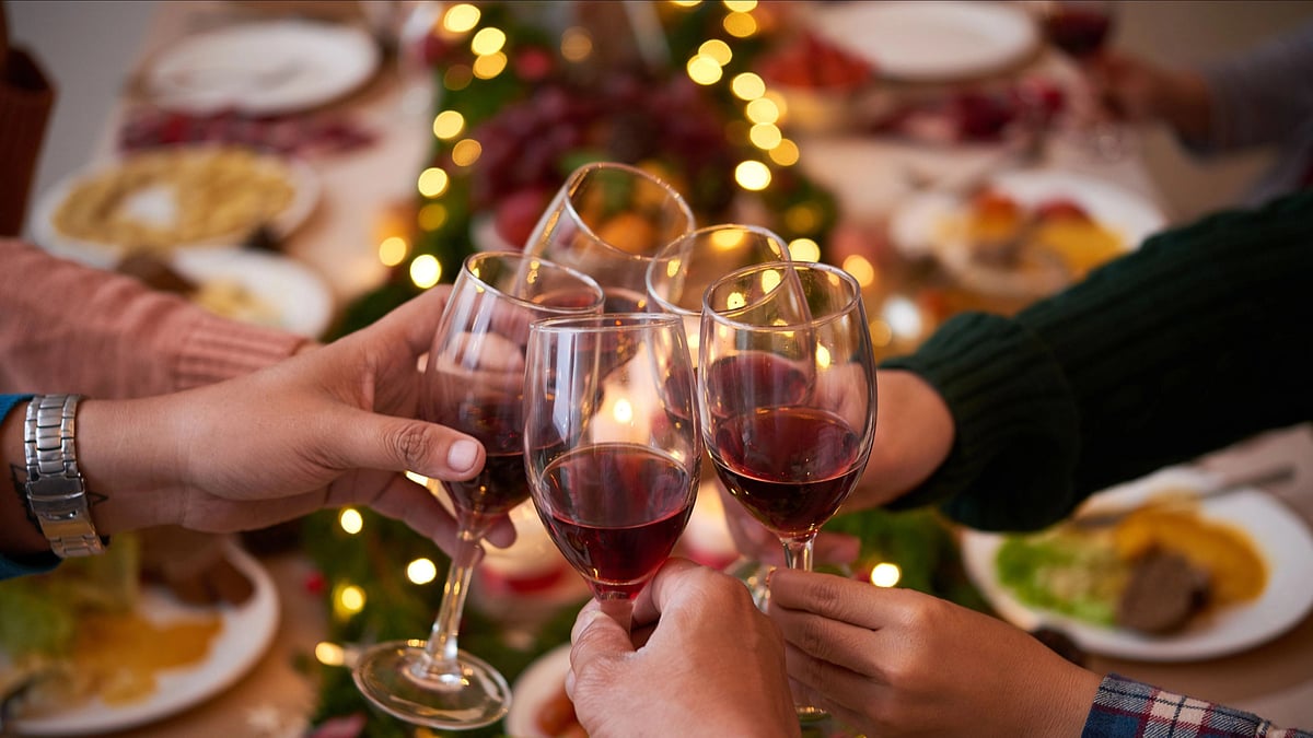 <div class="paragraphs"><p>Celebrate Christmas 2022 with your loved ones.</p></div>