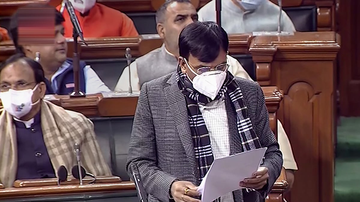 <div class="paragraphs"><p>Union Minister of Health and Family Welfare Mansukh Mandaviya on Thursday, 22 December, updating the Indian Parliament on the COVID situation in India, said that in the last few days, cases have been rising in the world but in India, cases are depleting.</p></div>