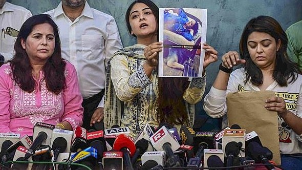 <div class="paragraphs"><p>Sheezan Khan's family reacts to allegations by Tunisha Sharma's mother.</p></div>