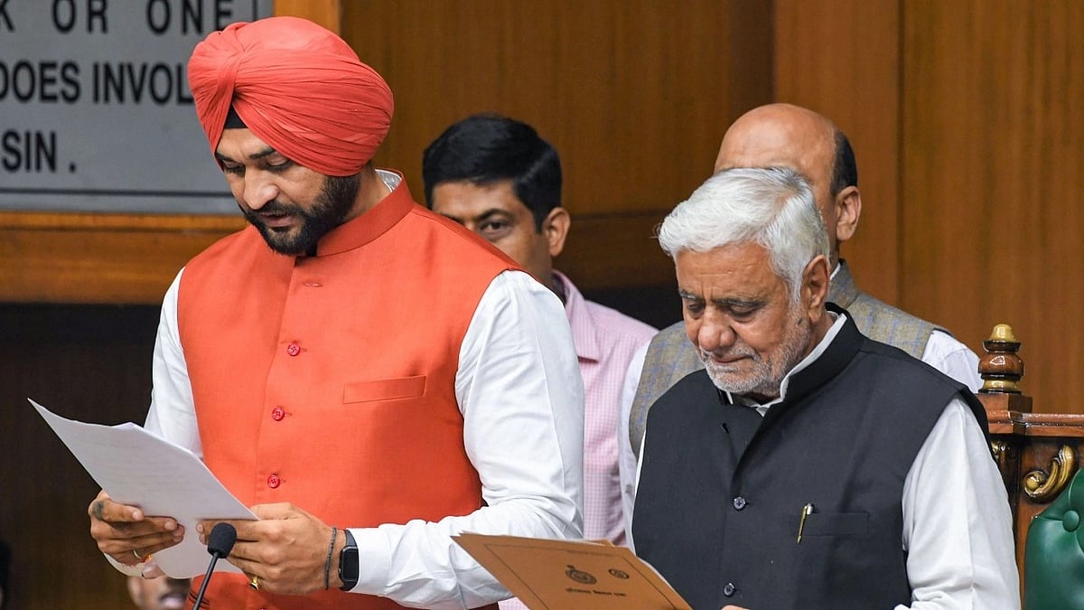 <div class="paragraphs"><p>BJP MLA Sandeep Singh (left) being administered the oath at the Vidhan Sabha in Chandigarh on 4 November 2019. Image used for representation purposes.</p></div>
