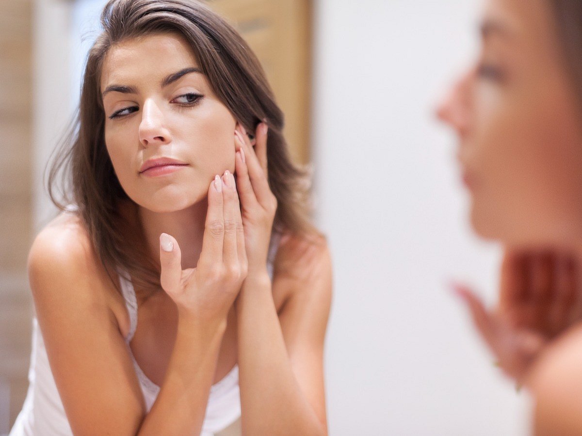 <div class="paragraphs"><p>Acne causing ingredient list</p></div>