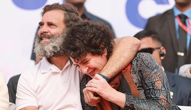 <div class="paragraphs"><p>Rahul and Priyanka Gandhi’s sibling bond makes hearts melt. </p></div>