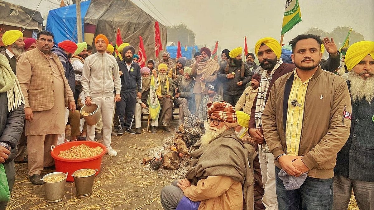 <div class="paragraphs"><p>(Farmers had been protesting against the Zira liquor factory since 6 months)</p></div>