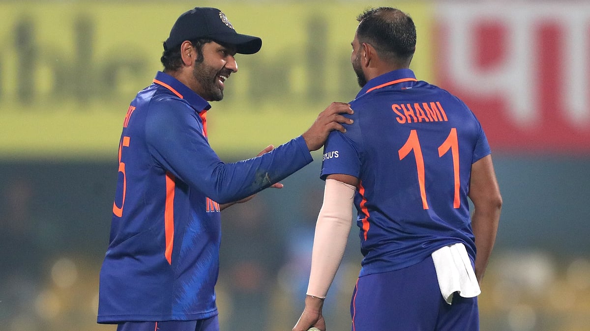 <div class="paragraphs"><p>India withdrew an appeal for run-out against Dasun Shanaka in the final over of the 1st ODI</p></div>