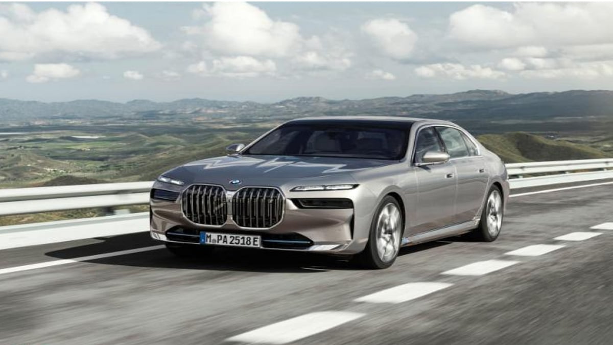 <div class="paragraphs"><p>know the expected design, features, and specs of the BMW i7 & i7 EV</p></div>