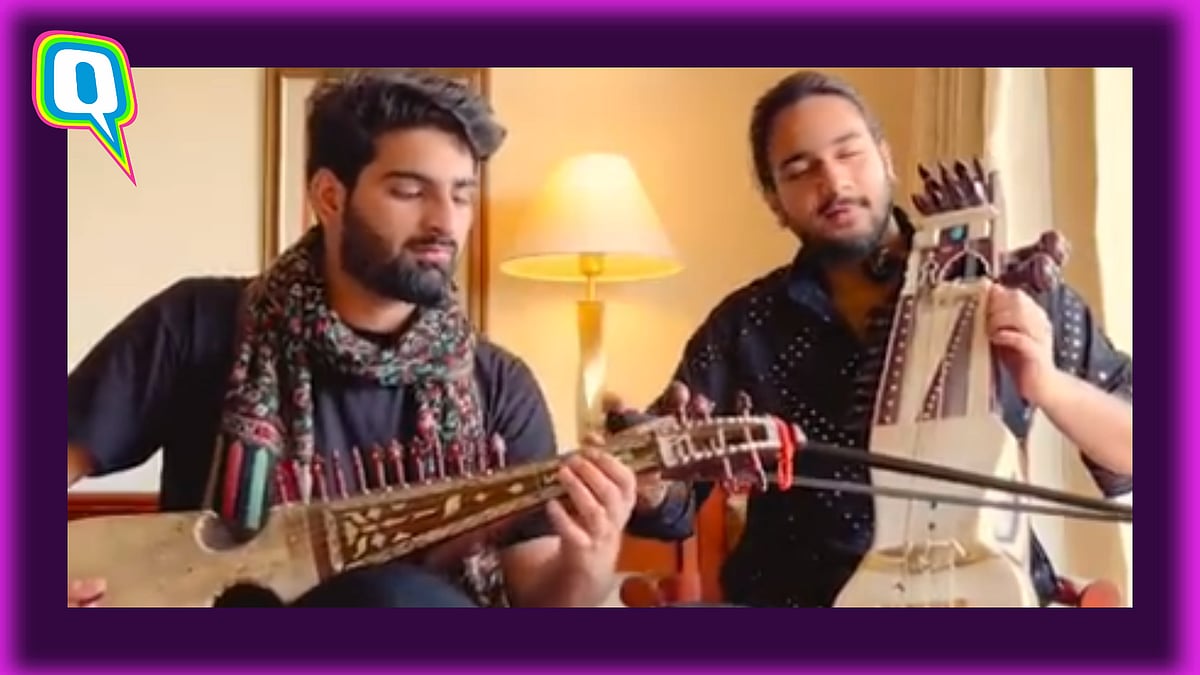 <div class="paragraphs"><p>Soulful Mashup Of 'Jhoome Jo Pathaan' & 'Mashallah' Mesmerizes Netizens</p></div>