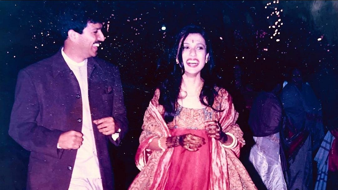 <div class="paragraphs"><p>Mini Mathur and Kabir Khan on their wedding day.</p></div>
