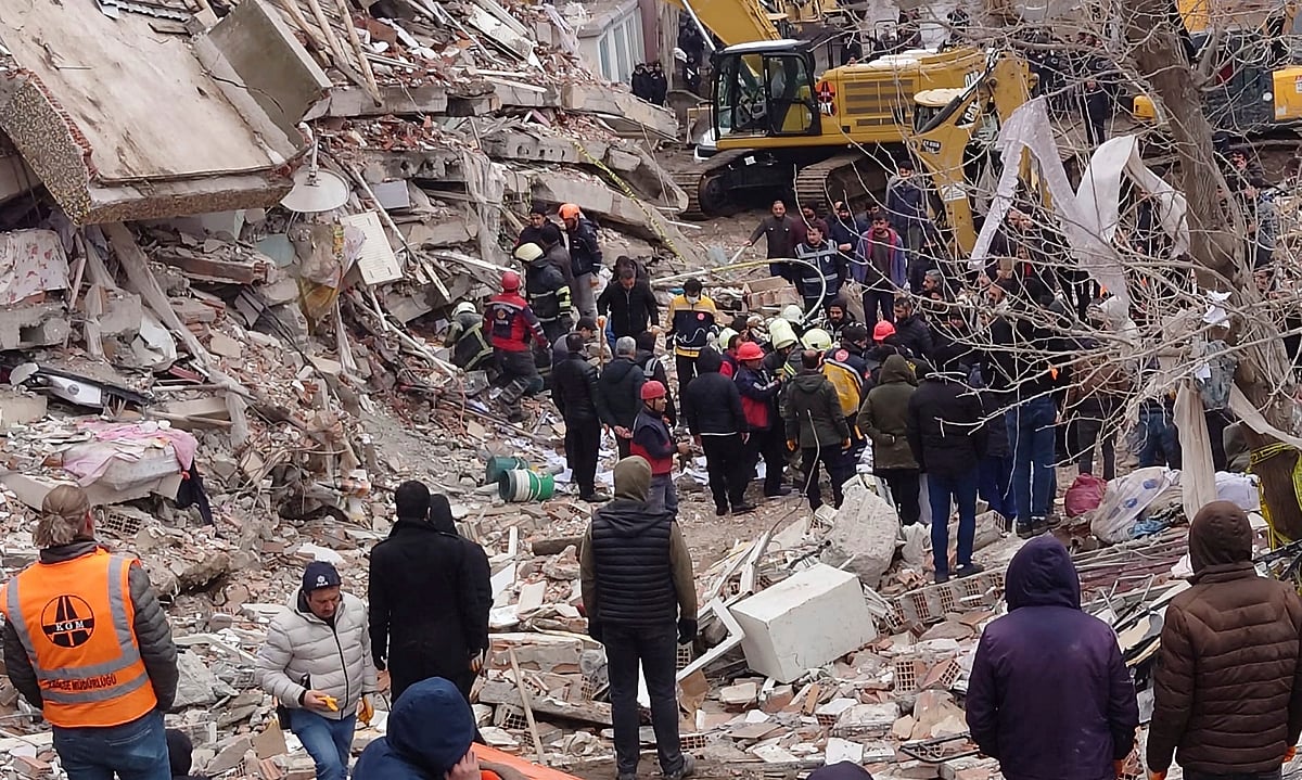 <div class="paragraphs"><p>The death toll is expected to rise further amid large-scale rescue operations in both countries.</p></div>