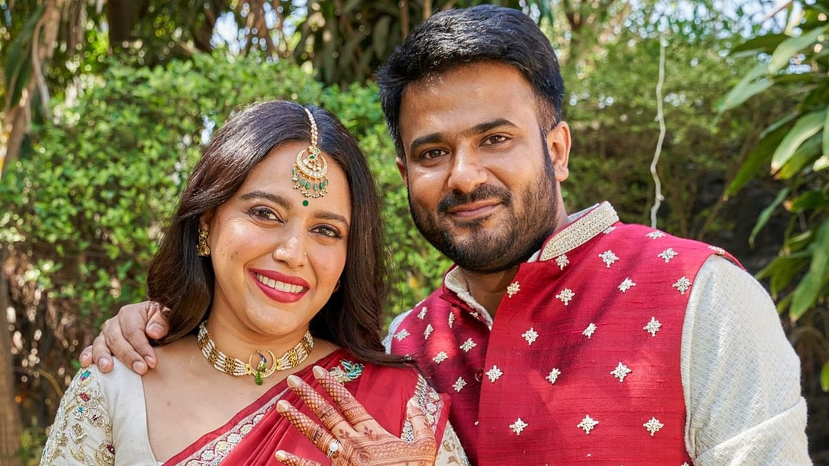 <div class="paragraphs"><p>(Actor Swara Bhasker has tied the knot with political activist Fahad Ahmad)</p></div>