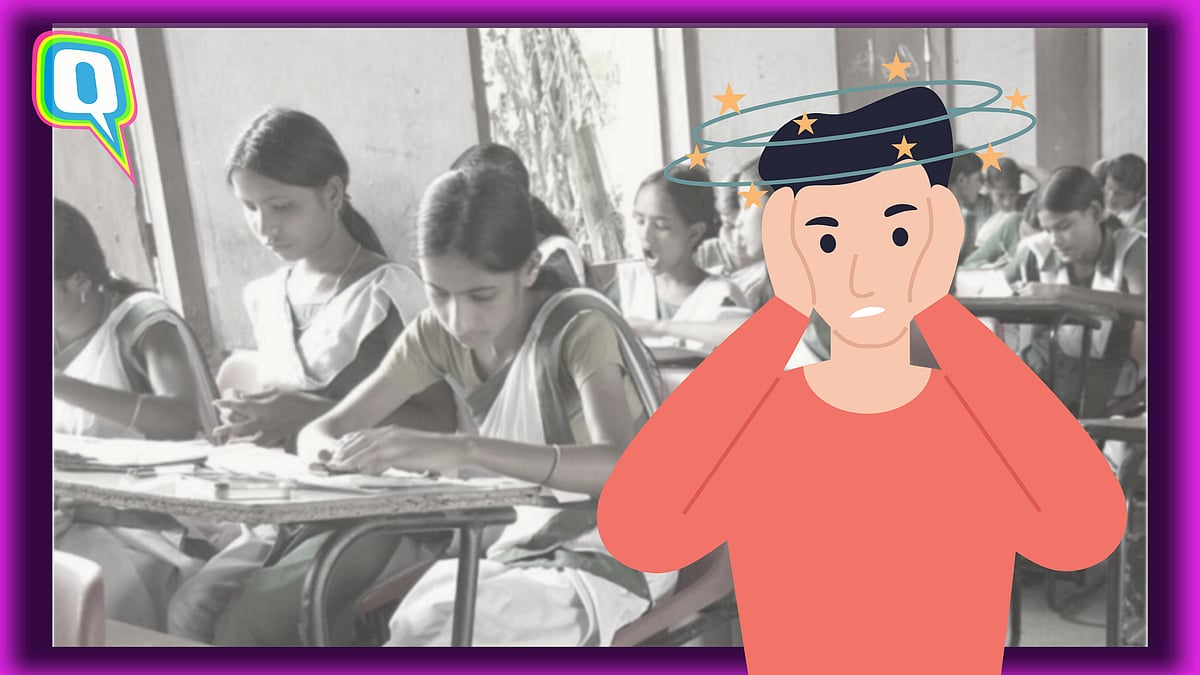 <div class="paragraphs"><p>Class 12th boy in Bihar faints after seeing 500 girls in an exam hall. </p></div>