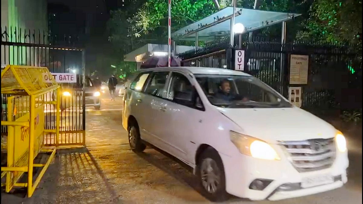 <div class="paragraphs"><p>New Delhi: Income Tax sleuths leave the BBCs Delhi office after their survey operation, conducted as part of a tax evasion investigation, in New Delhi, Thursday, 16 February.</p></div>