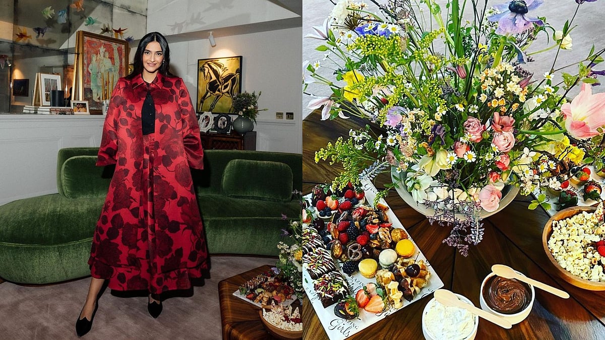 <div class="paragraphs"><p>Sonam Kapoor Celebrates Mother's Day With Lavish Lunch With Friends</p></div>