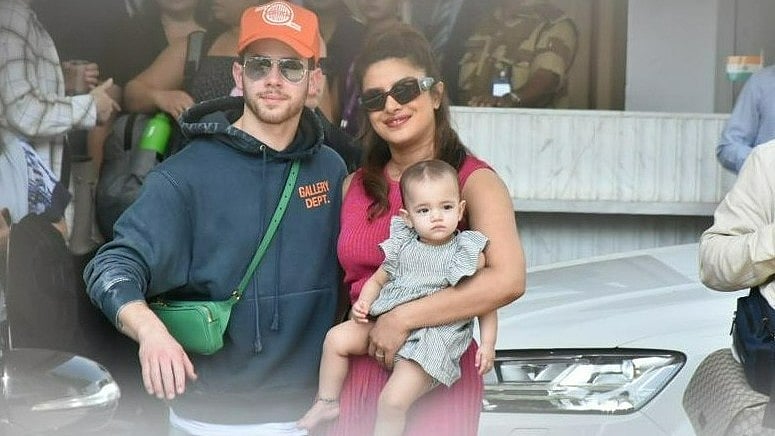<div class="paragraphs"><p>Priyanka Chopra, Nick Jonas Spotted With Daughter Malti Marie In Mumbai</p></div>