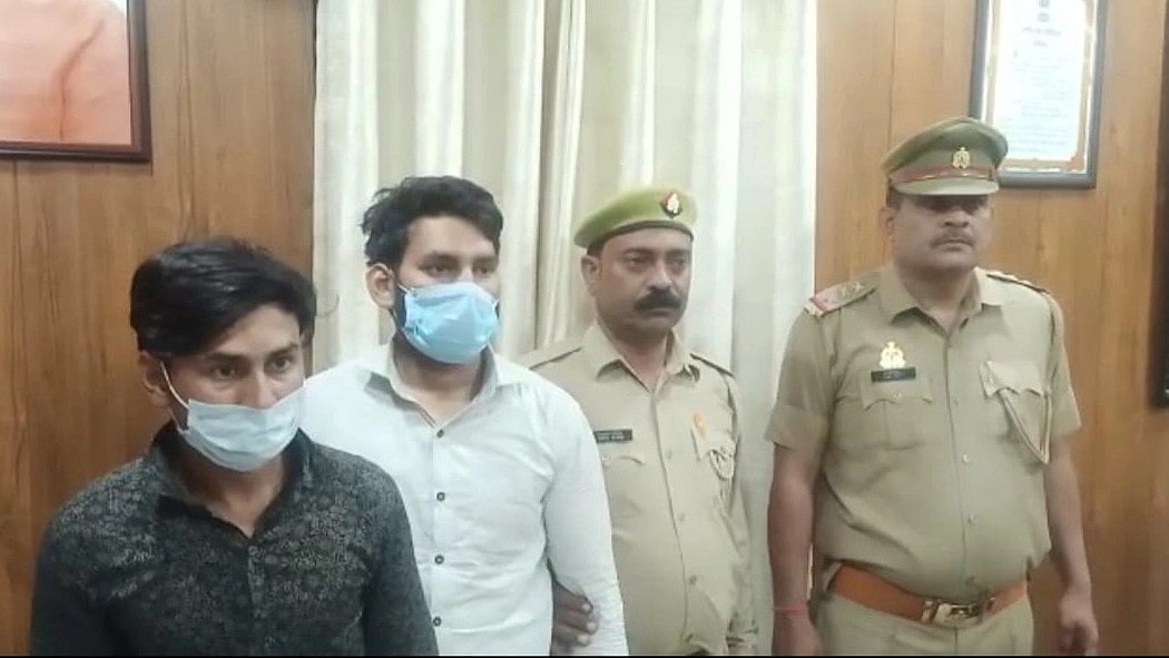 <div class="paragraphs"><p>The police identified the two brothers as Sharkukh, 32, and Sartaj, 28.</p></div>