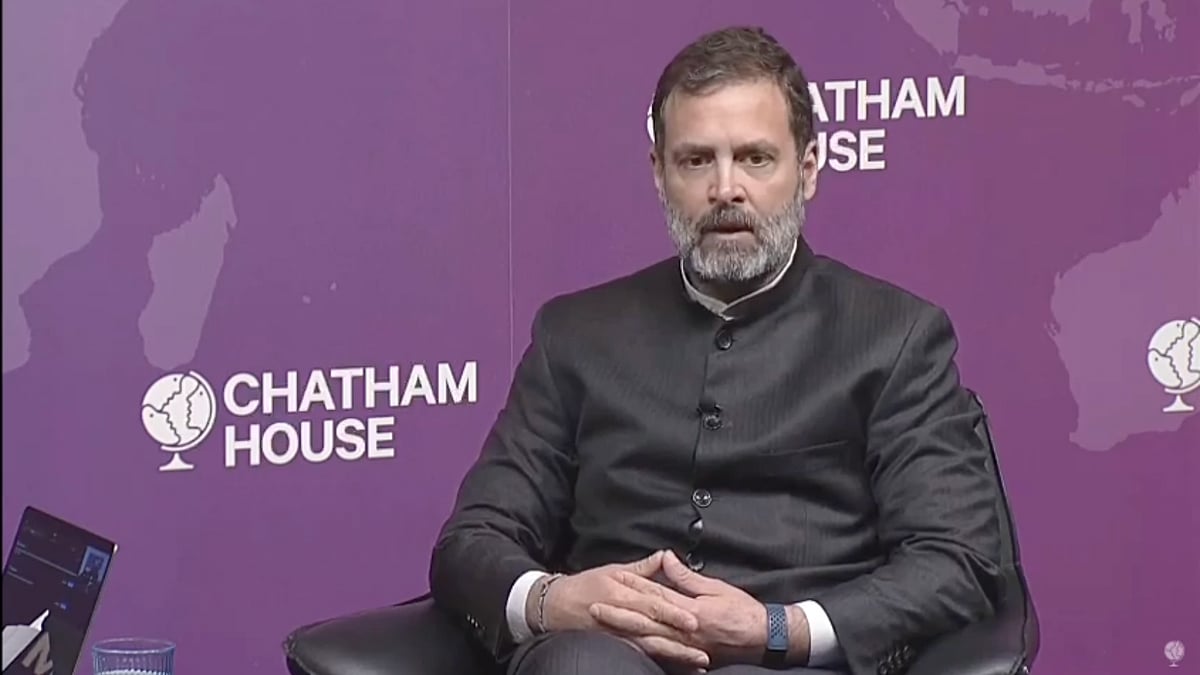 <div class="paragraphs"><p>Congress leader Rahul Gandhi took fresh aim at the Rashtriya Swayamsevak Sangh (RSS) while speaking at an event organised by London-based think tank Chatham House on Monday, 6 March.</p></div>