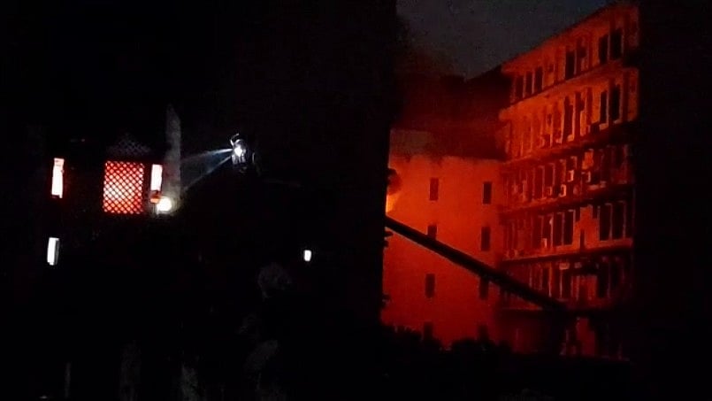 <div class="paragraphs"><p>In a major fire accident at a shopping complex in Secunderabad, six persons, including four women, were killed on 16 March. </p></div>