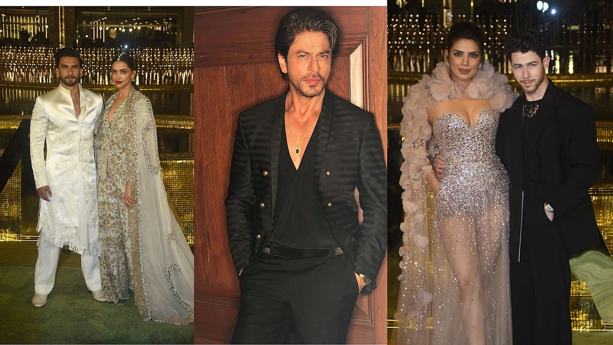 <div class="paragraphs"><p>Deepika Padukone, Ranveer Singh, Shah Rukh Khan, Priyanka Chopra and Nick Jonas at <a href="https://www.thequint.com/photos/tom-holland-zendaya-stars-in-mumbai-airport-india-spotted">The Nita Mukesh Ambani Cultural Centre</a> launch.</p></div>