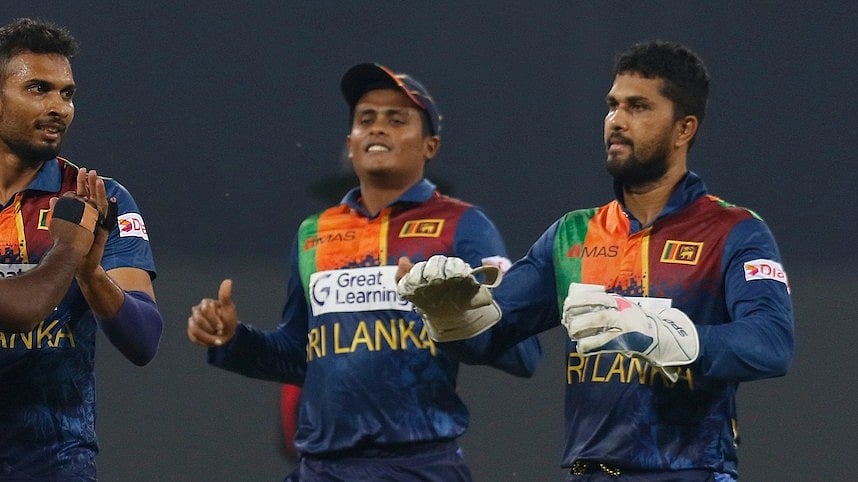 <div class="paragraphs"><p>Sri Lanka will now travel to Zimbabwe in June to compete in the ICC Men's Cricket World Cup Qualifier.</p></div>