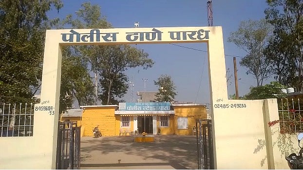 <div class="paragraphs"><p>Beaten Inside Mosque, Beard Chopped, Claims Iman in Maharashtra's Jalna, FIR Filed in Parad Police Station</p></div>