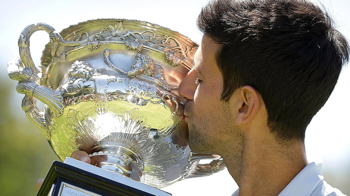 <div class="paragraphs"><p>Djokovic's elbow isn't in an ideal shape</p></div>