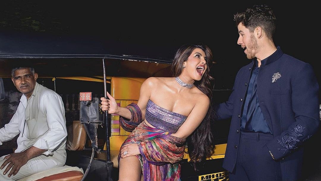<div class="paragraphs"><p>Priyanka Chopra and Nick Jonas enjoy a date night in Mumbai.</p></div>