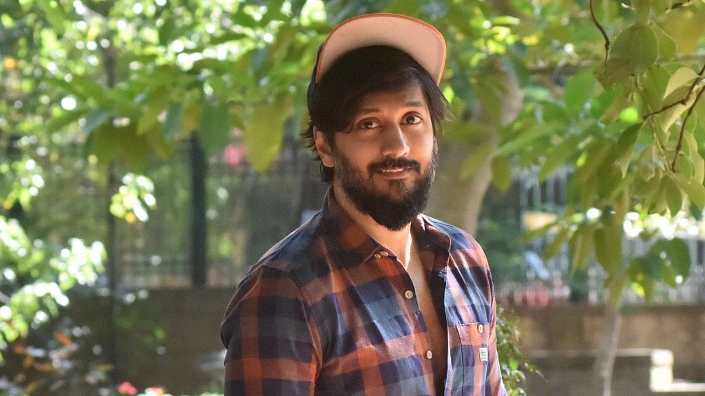 <div class="paragraphs"><p>A still of Chetan Kumar Ahimsa</p></div>