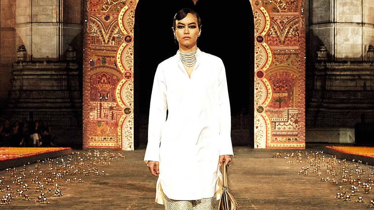 <div class="paragraphs"><p>Christian Dior's Fall 2023 Mumbai Show</p></div>