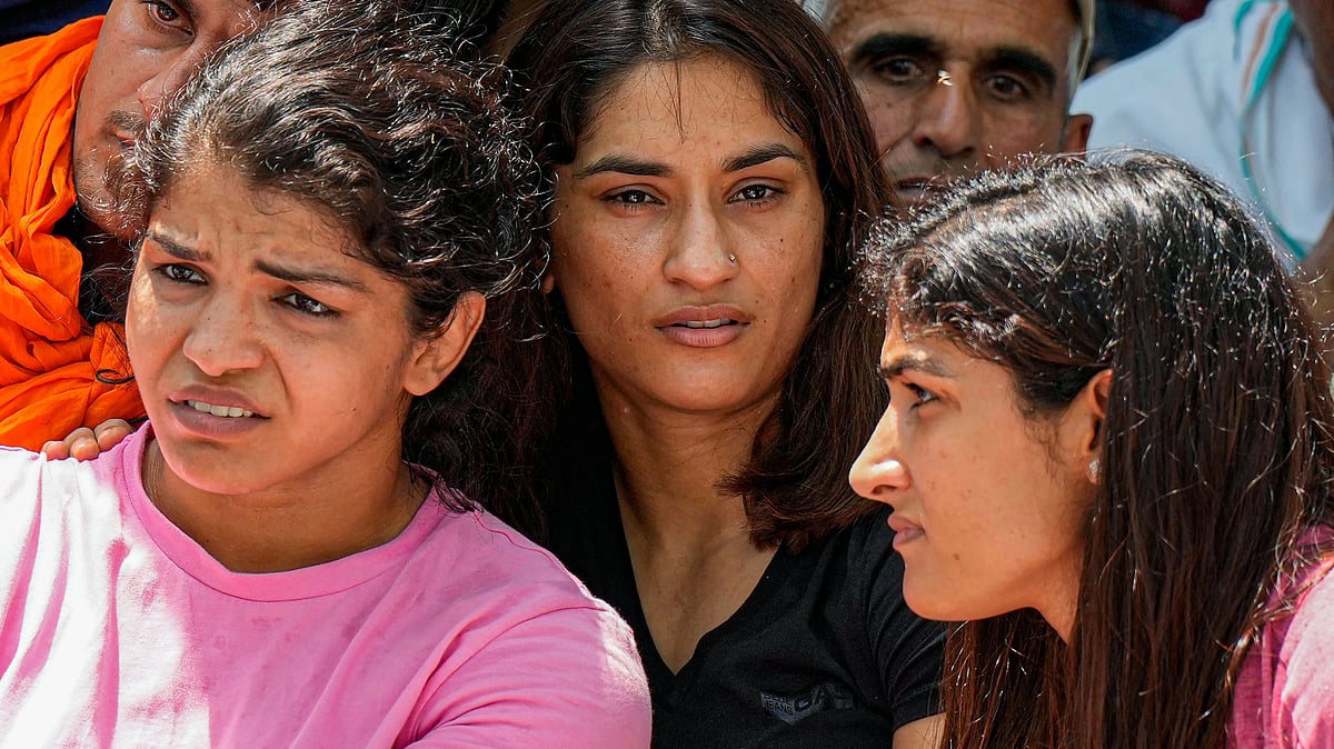 <div class="paragraphs"><p>The Delhi Police have  called  the women wrestlers to join the probe and record their statement.</p></div>