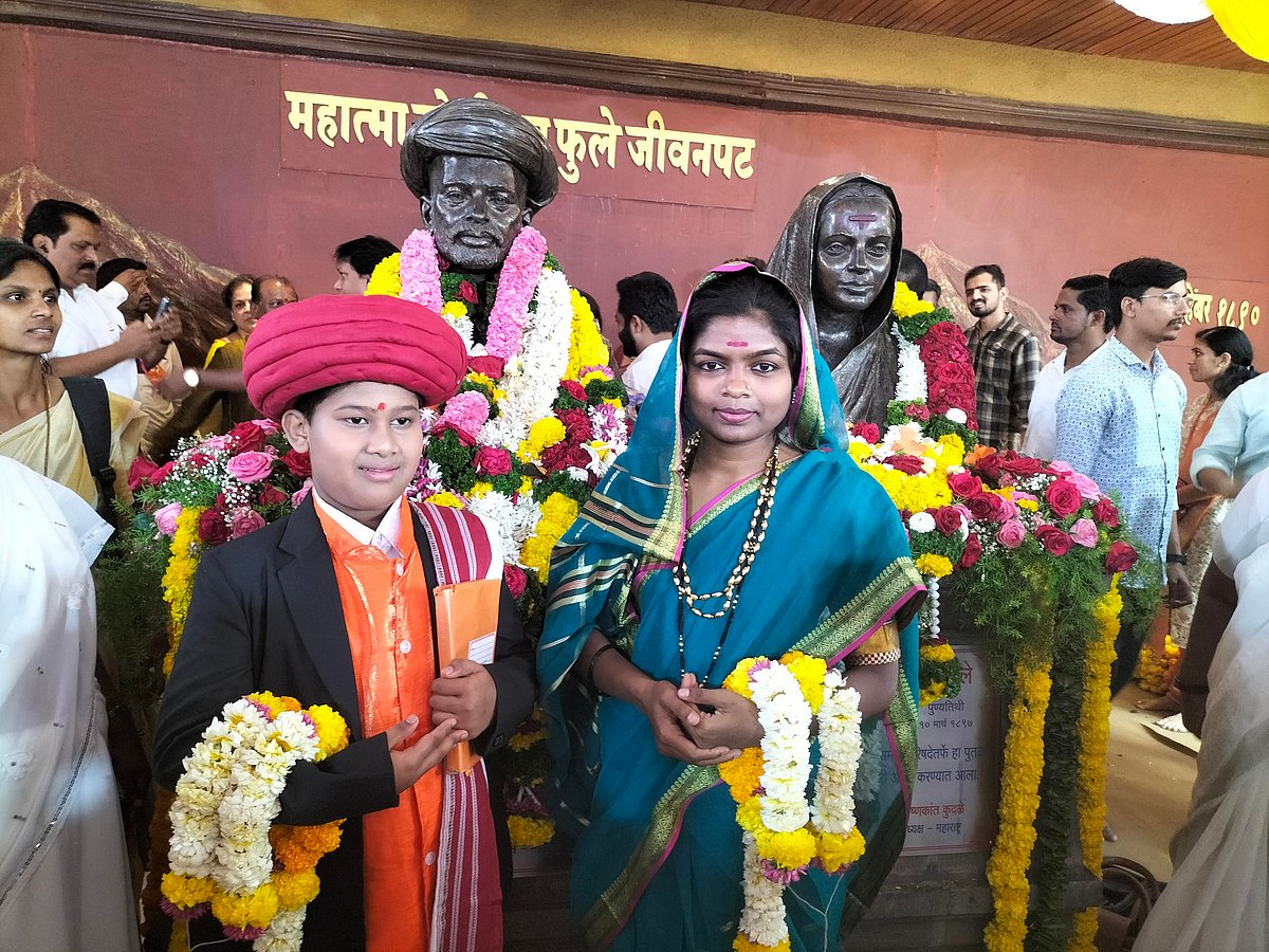 <div class="paragraphs"><p>With his wife Savitribai Phule, Jotirao opened schools for girls, Dalits and others and went on to engage in various social reform activities.</p></div>