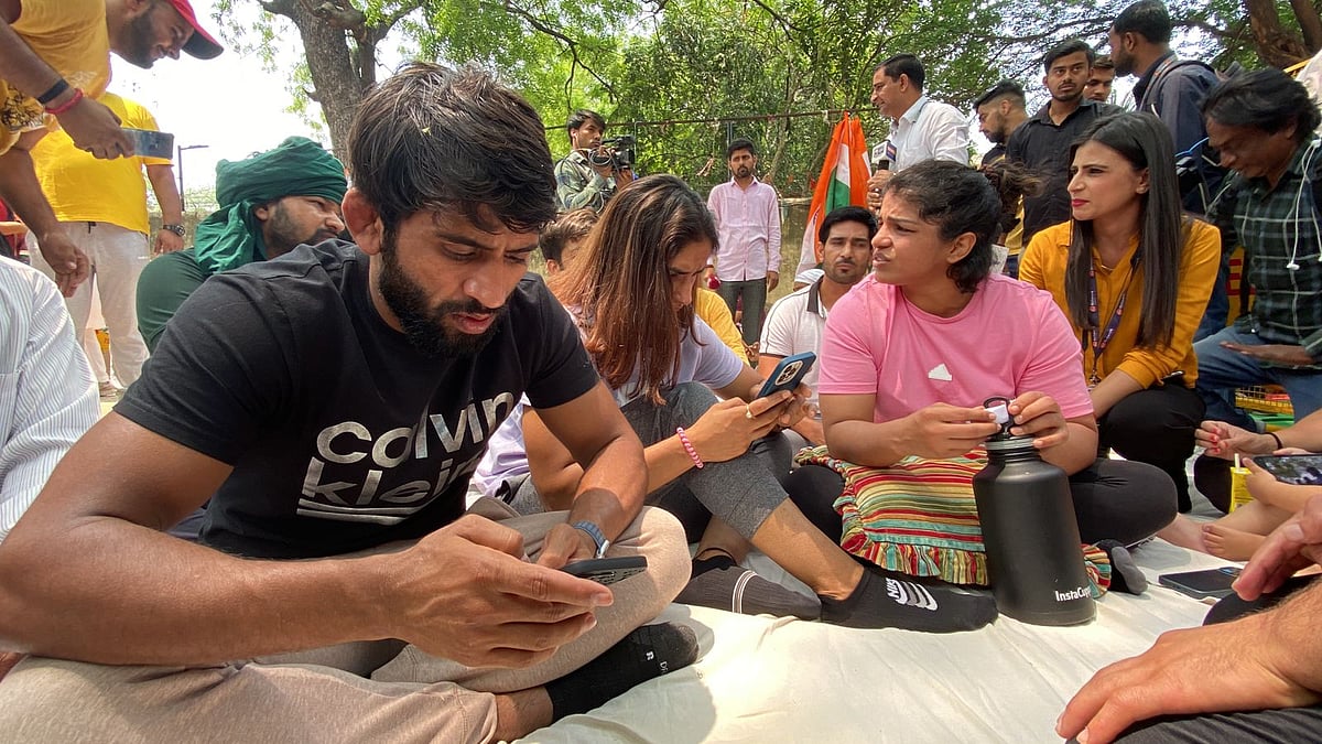 <div class="paragraphs"><p>The wrestlers continued their dharna in New Delhi's Jantar Mantar, protesting against the sidelined WFI chief, Brij Bhushan Sharan Singh.</p></div>