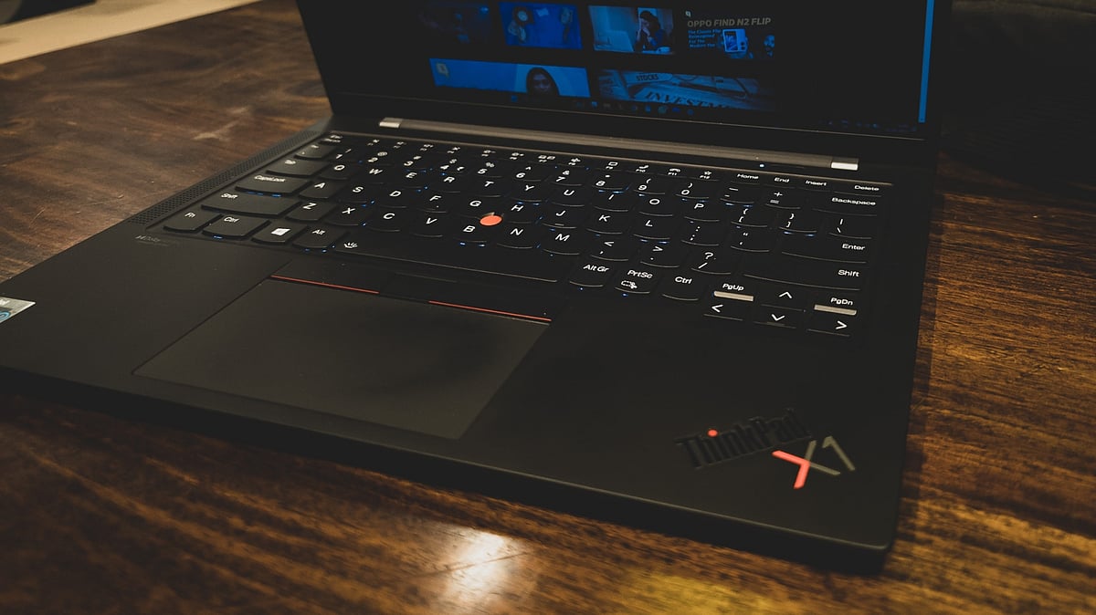 <div class="paragraphs"><p>The author's Thinkpad X1 Carbon on which he typed this article</p></div>