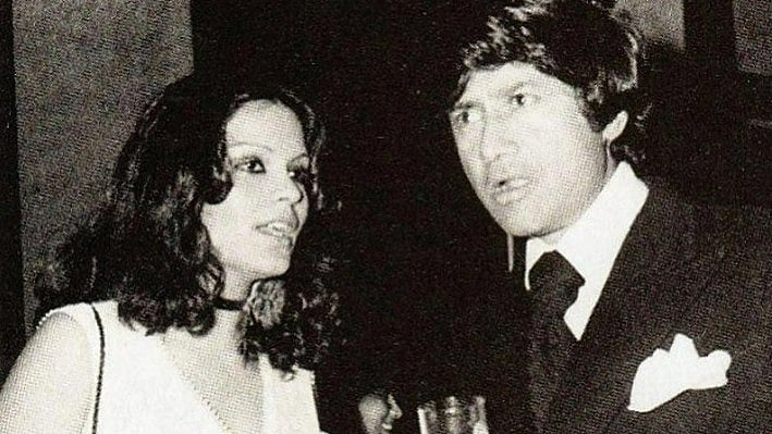 <div class="paragraphs"><p>Zeenat Aman On Her Misunderstanding With Dev Anand </p></div>