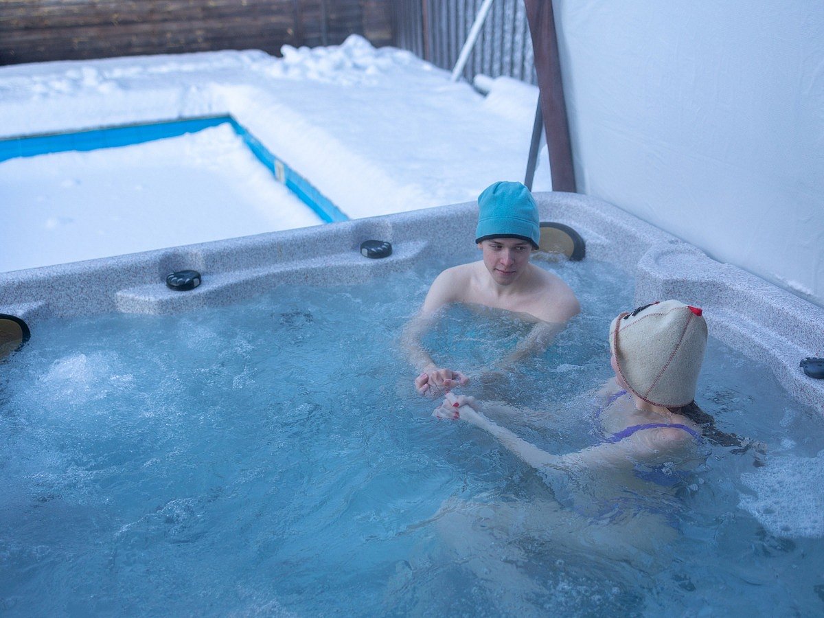 <div class="paragraphs"><p>Cold Water Therapy Benefits & More</p></div>