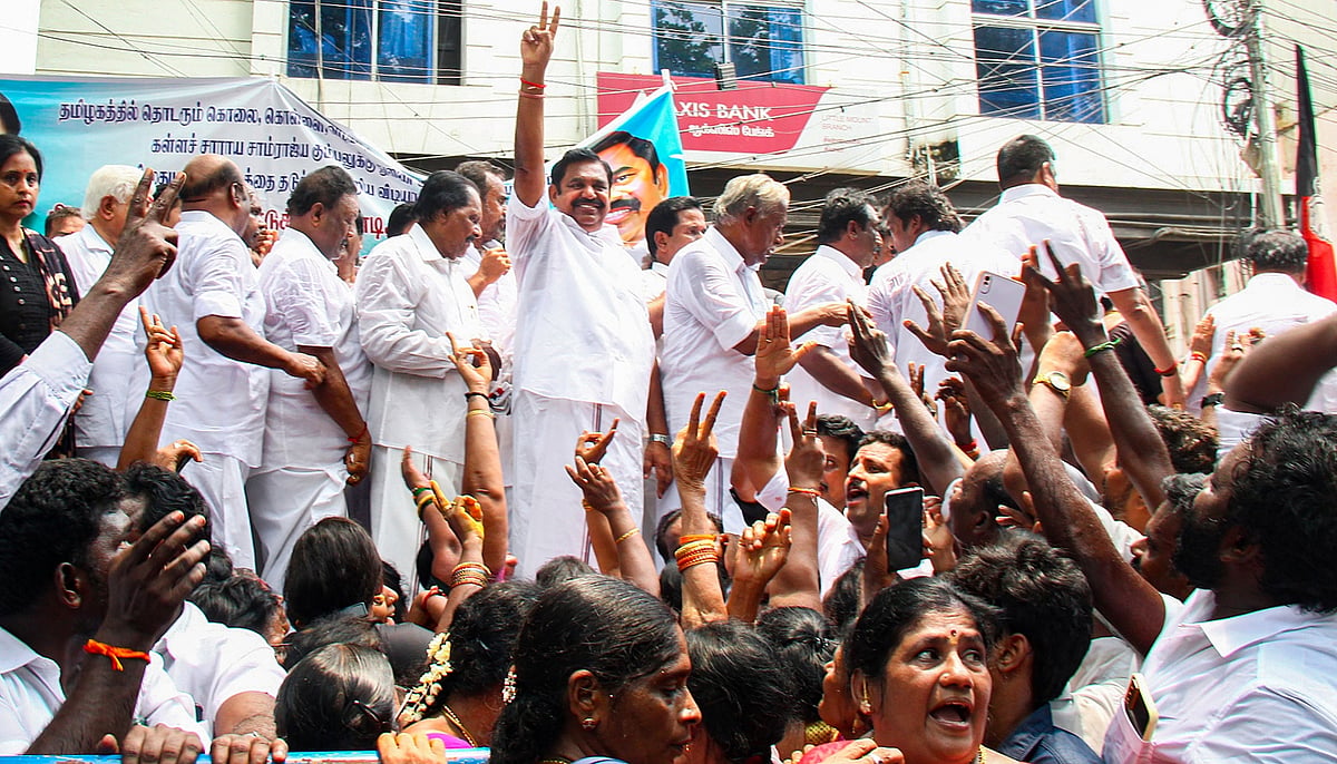 <div class="paragraphs"><p>All India Anna Dravida Munnetra Kazhagam (AIADMK) General Secretary Edappadi K Palaniswami with senior leaders during the party's rally against the Tamil Nadu government, in Chennai on Monday, 22 May.</p></div>