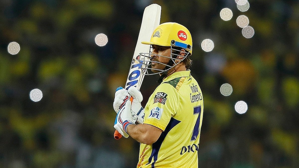 <div class="paragraphs"><p>IPL 2024: MS Dhoni hands </p></div>