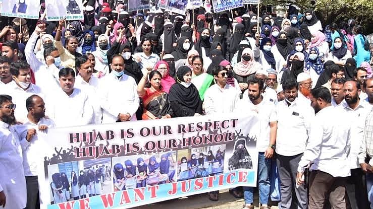 <div class="paragraphs"><p>Kaneez Fatima leading protests against the hijab ban. </p></div>
