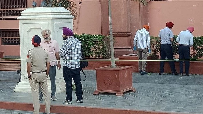 <div class="paragraphs"><p>The blast took place on the Heritage Street, which is located outside the Golden Temple.</p></div>