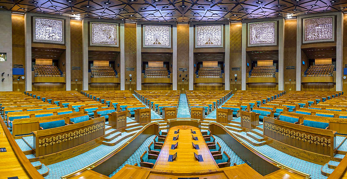 <div class="paragraphs"><p>New Parliament In Photos: Peacock-Themed Lok Sabha, Lotus-Themed Rajya Sabha</p></div>