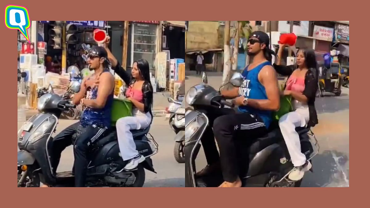 <div class="paragraphs"><p>Viral Video: Duo Spotted Taking A Bath While Riding Scooter; Thane Police Reacts</p></div>