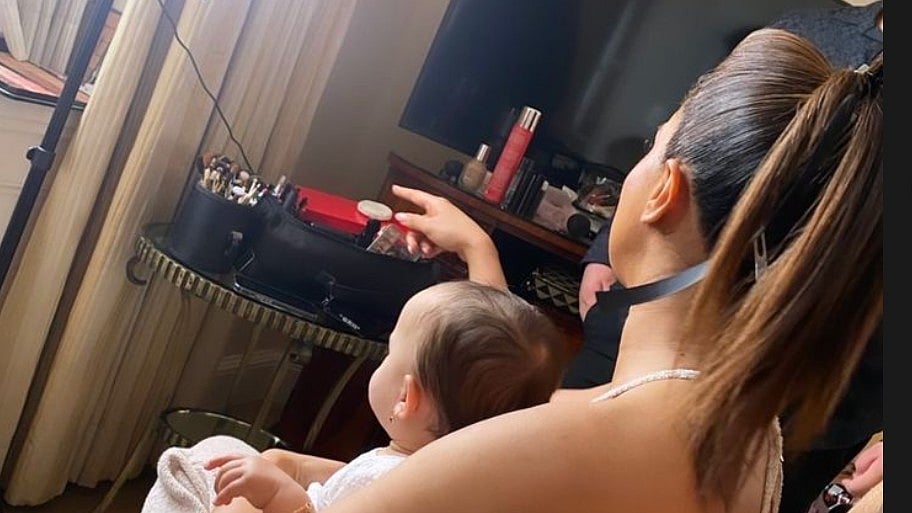 <div class="paragraphs"><p>Priyanka Chopra with her daughter Malti Marie at Met Gala 2023.</p></div>