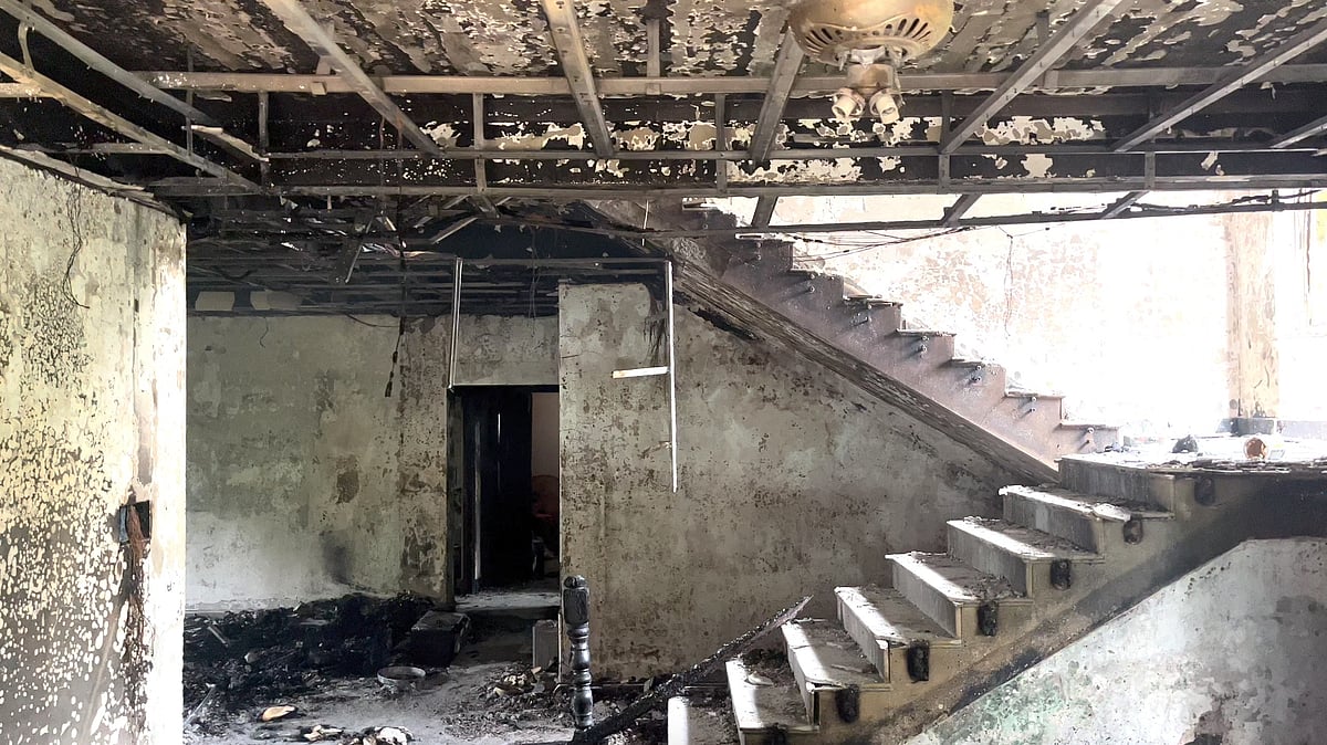 <div class="paragraphs"><p>Manipur has witnessed unrest and ethnic violence between the Kuki and Meitei communities since the beginning of May, which has claimed <a href="https://www.thequint.com/opinion/manipur-tragedy-distance-delhi-dilli-divisive-politics">almost 100 lives</a> and displaced at least 35,000 people.</p></div>