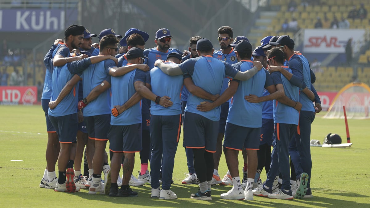 <div class="paragraphs"><p>BCCI invites applications for men's selection committee and Head of sports science</p></div>