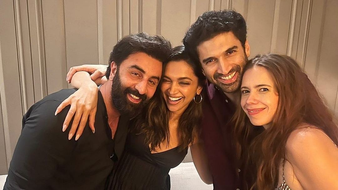 <div class="paragraphs"><p>Bunny, Naina, Avi and Aditi reunite to mark 10 years of <em>Yeh Jawaani Hai Deewani</em>.</p></div>